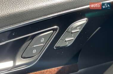 Внедорожник / Кроссовер Audi Q7 2017 в 