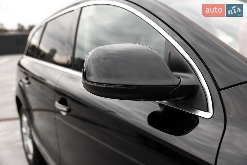 Внедорожник / Кроссовер Audi Q7 2013 в Киеве