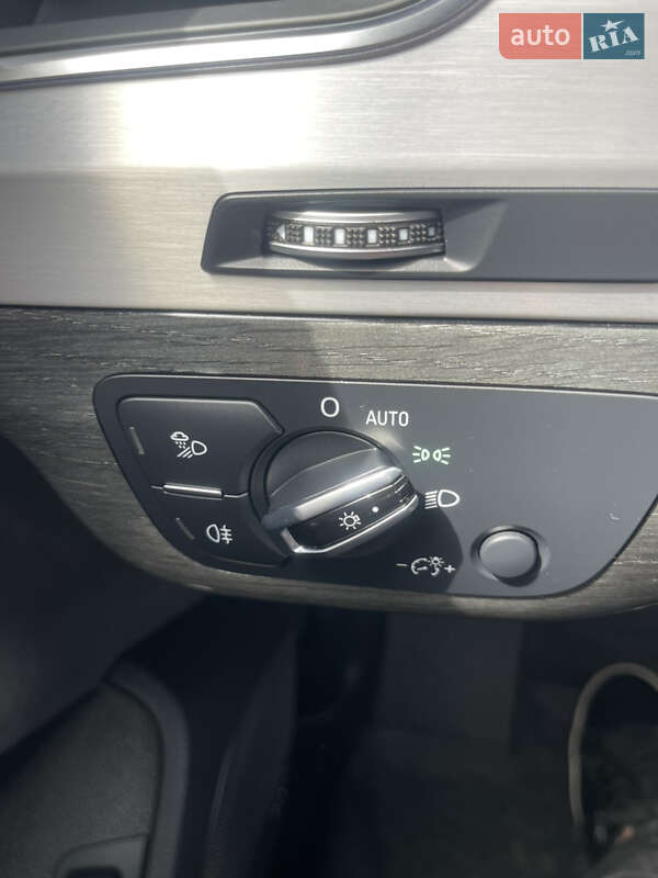Внедорожник / Кроссовер Audi Q7 2015 в Киеве