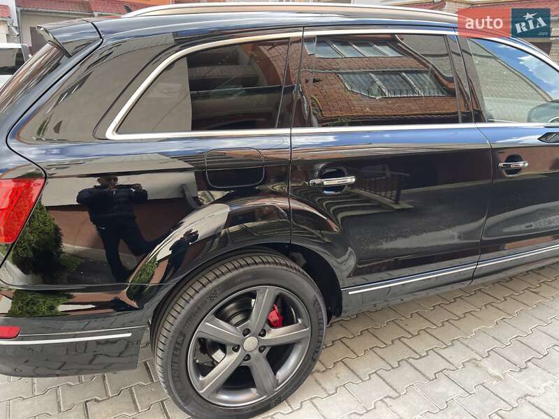 Позашляховик / Кросовер Audi Q7 2011 в Тернополі