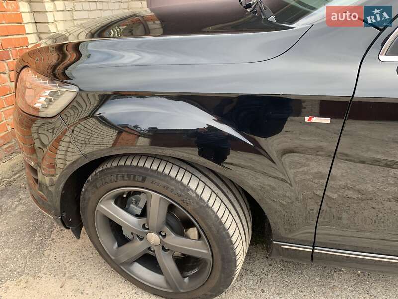 Позашляховик / Кросовер Audi Q7 2011 в Тернополі
