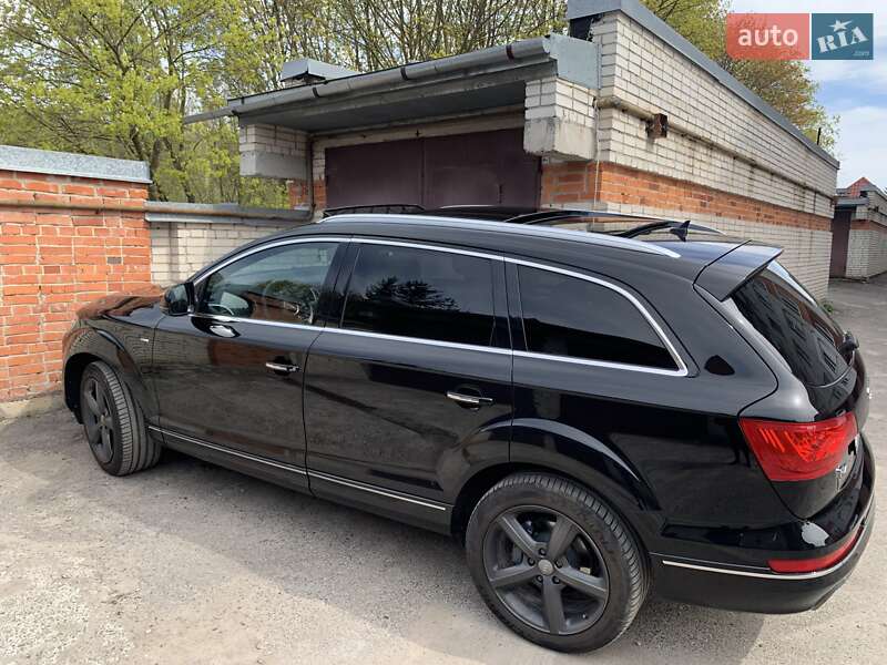Позашляховик / Кросовер Audi Q7 2011 в Тернополі