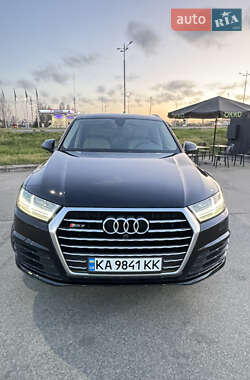 Внедорожник / Кроссовер Audi Q7 2019 в 