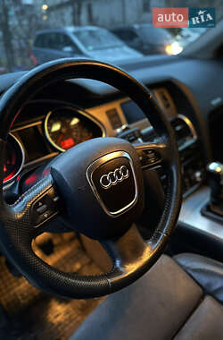 Внедорожник / Кроссовер Audi Q7 2007 в 