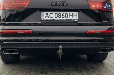 Внедорожник / Кроссовер Audi Q7 2016 в 