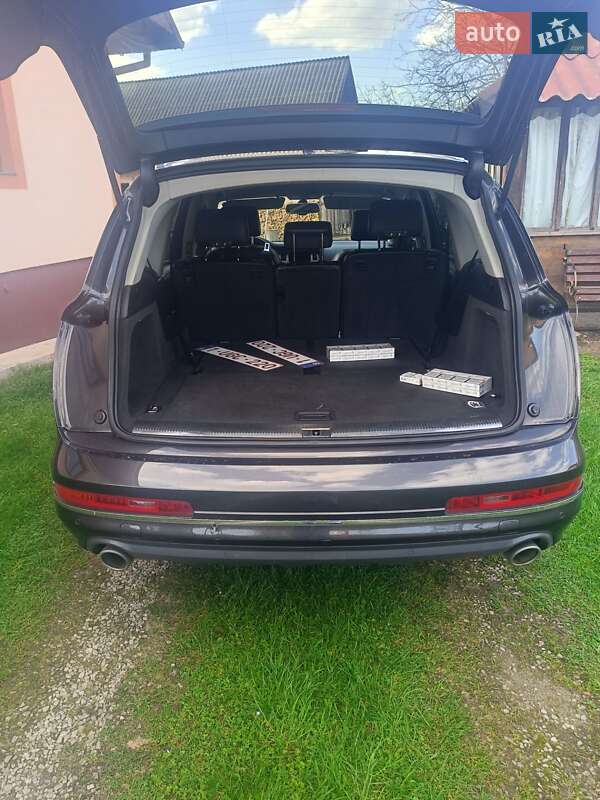 Внедорожник / Кроссовер Audi Q7 2010 в Надворной