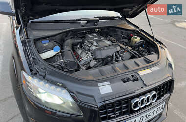 Внедорожник / Кроссовер Audi Q7 2013 в 