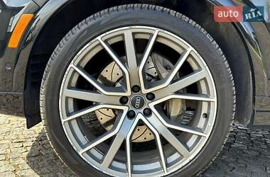 Внедорожник / Кроссовер Audi Q7 2018 в 