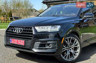 Внедорожник / Кроссовер Audi Q7 2018 в 