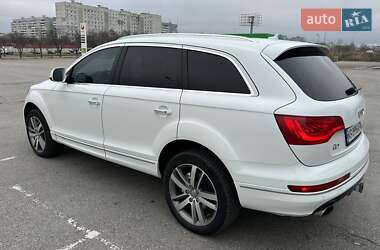 Внедорожник / Кроссовер Audi Q7 2013 в 