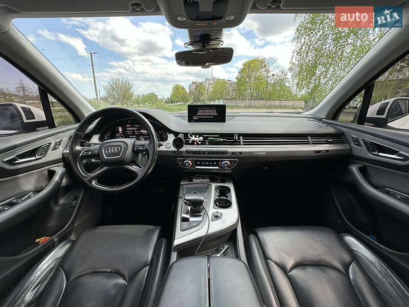 Внедорожник / Кроссовер Audi Q7 2016 в Шептицькому