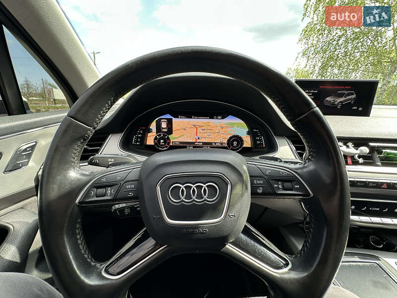 Внедорожник / Кроссовер Audi Q7 2016 в Шептицькому