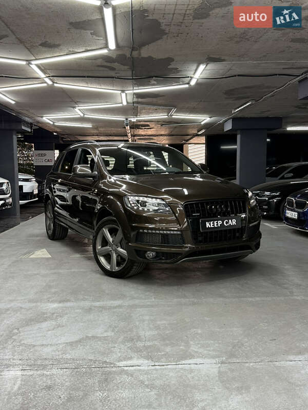 Позашляховик / Кросовер Audi Q7 2015 в Одесі