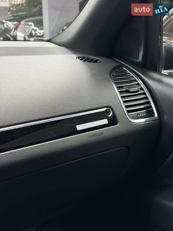 Позашляховик / Кросовер Audi Q7 2015 в Одесі