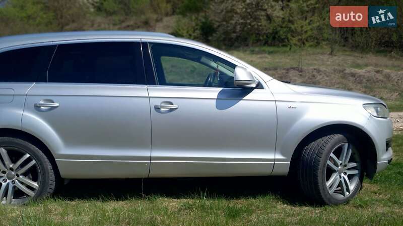 Внедорожник / Кроссовер Audi Q7 2007 в Каменец-Подольском