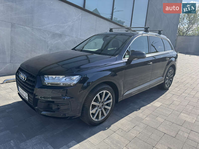 Внедорожник / Кроссовер Audi Q7 2017 в Киеве