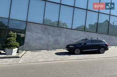 Позашляховик / Кросовер Audi Q7 2017 в 