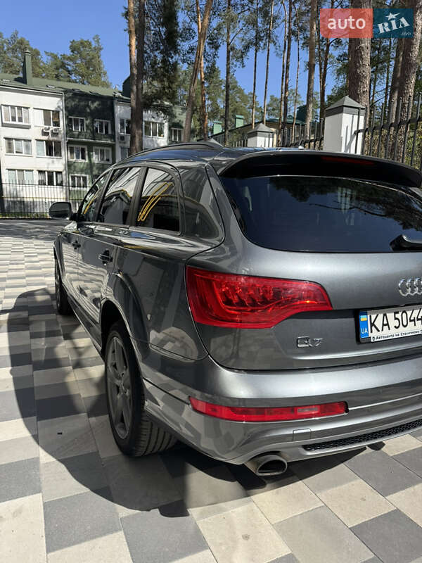 Внедорожник / Кроссовер Audi Q7 2015 в Ирпене
