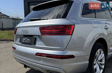Внедорожник / Кроссовер Audi Q7 2018 в 
