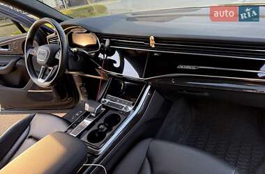 Внедорожник / Кроссовер Audi Q7 2020 в 