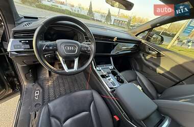Внедорожник / Кроссовер Audi Q7 2020 в 
