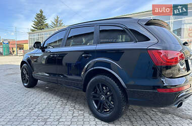 Внедорожник / Кроссовер Audi Q7 2013 в 