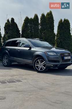 Внедорожник / Кроссовер Audi Q7 2015 в 