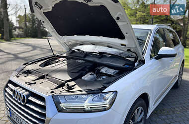 Внедорожник / Кроссовер Audi Q7 2018 в 