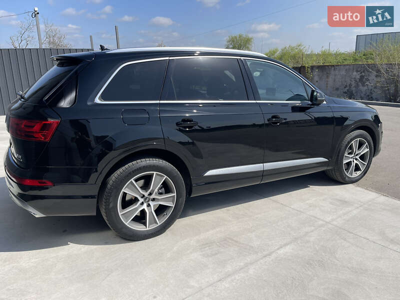 Внедорожник / Кроссовер Audi Q7 2017 в Запорожье