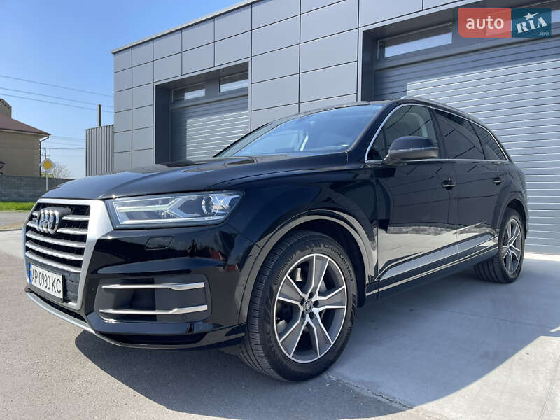 Внедорожник / Кроссовер Audi Q7 2017 в Запорожье