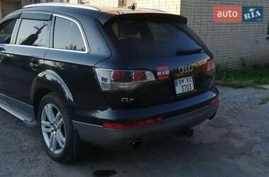 Внедорожник / Кроссовер Audi Q7 2007 в 