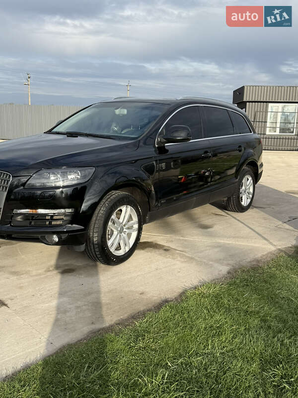 Позашляховик / Кросовер Audi Q7 2009 в Києві фото 32 Позашляховик / Кросовер Audi Q7 2009 в Києві