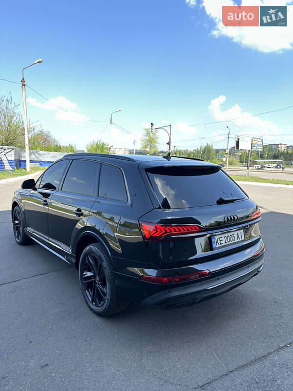 Внедорожник / Кроссовер Audi Q7 2020 в Кривом Роге