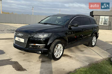 Внедорожник / Кроссовер Audi Q7 2009 в 
