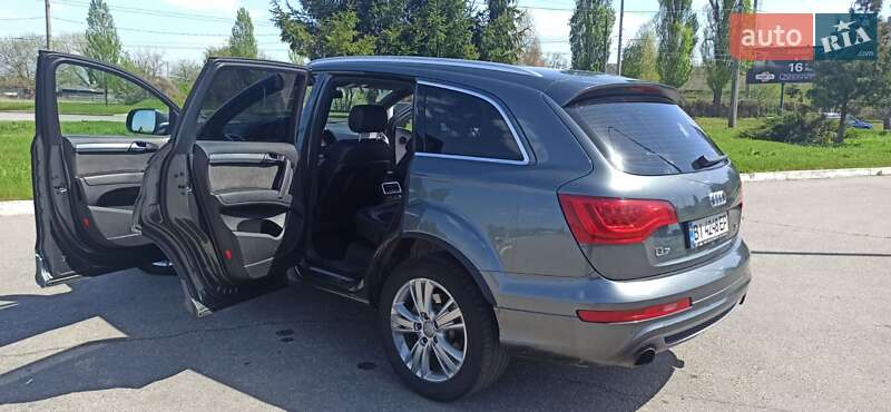 Внедорожник / Кроссовер Audi Q7 2014 в Кременчуге
