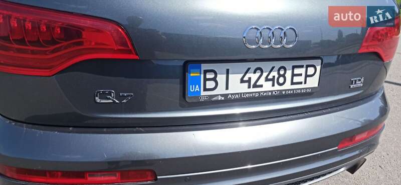 Внедорожник / Кроссовер Audi Q7 2014 в Кременчуге