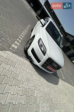 Внедорожник / Кроссовер Audi Q7 2014 в 
