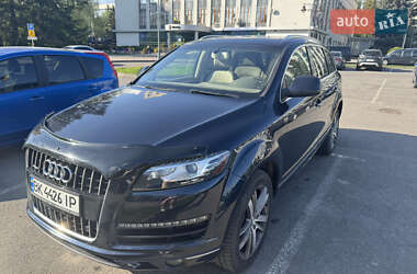 Внедорожник / Кроссовер Audi Q7 2012 в 