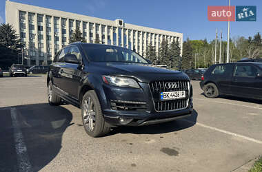 Внедорожник / Кроссовер Audi Q7 2012 в 