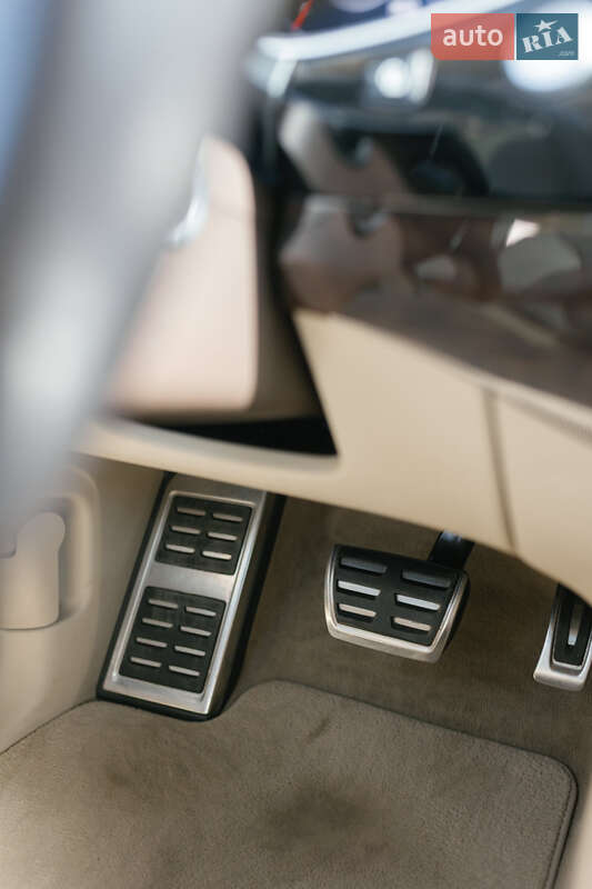 Позашляховик / Кросовер Audi Q7 2017 в Львові