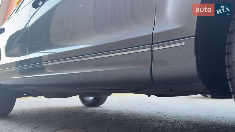 Позашляховик / Кросовер Audi Q7 2011 в Острозі