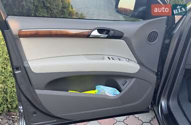 Позашляховик / Кросовер Audi Q7 2011 в Острозі