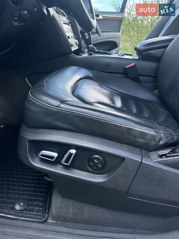 Внедорожник / Кроссовер Audi Q7 2011 в Почаеве фото 27 Внедорожник / Кроссовер Audi Q7 2011 в Почаеве