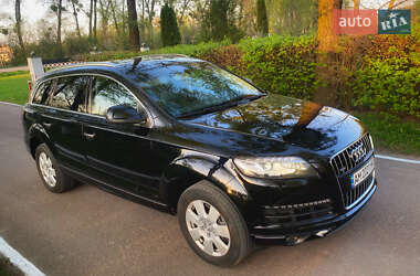 Внедорожник / Кроссовер Audi Q7 2013 в 