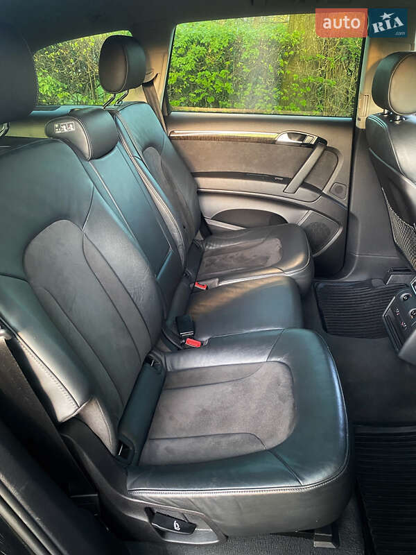 Внедорожник / Кроссовер Audi Q7 2013 в Киеве