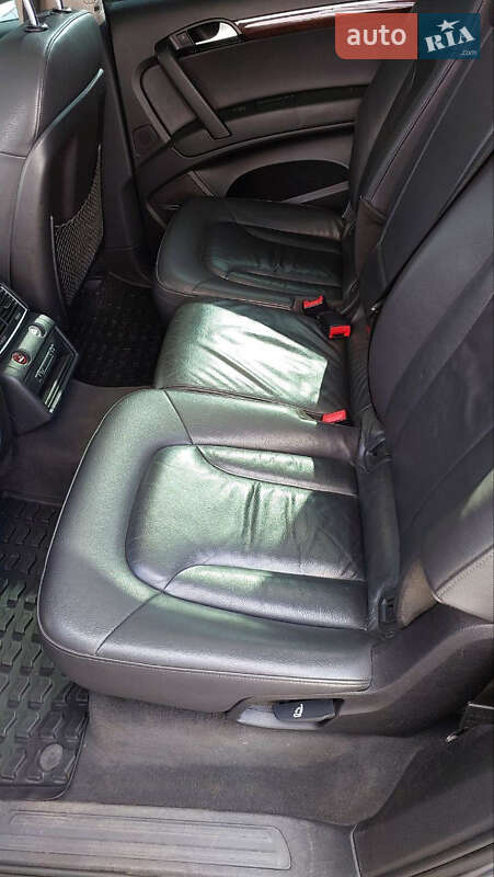 Внедорожник / Кроссовер Audi Q7 2012 в Киеве