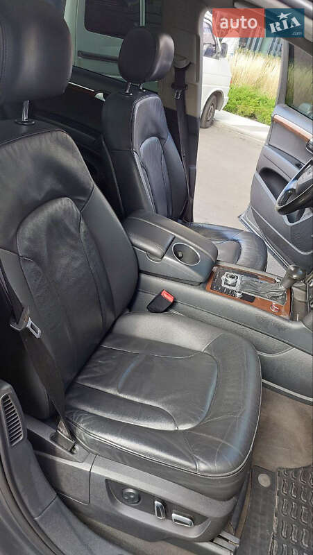 Внедорожник / Кроссовер Audi Q7 2012 в Киеве