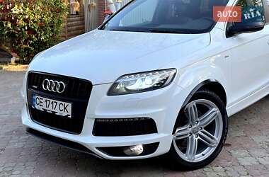 Позашляховик / Кросовер Audi Q7 2012 в 