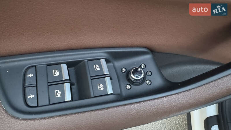Внедорожник / Кроссовер Audi Q7 2019 в Киеве