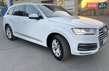 Внедорожник / Кроссовер Audi Q7 2019 в 